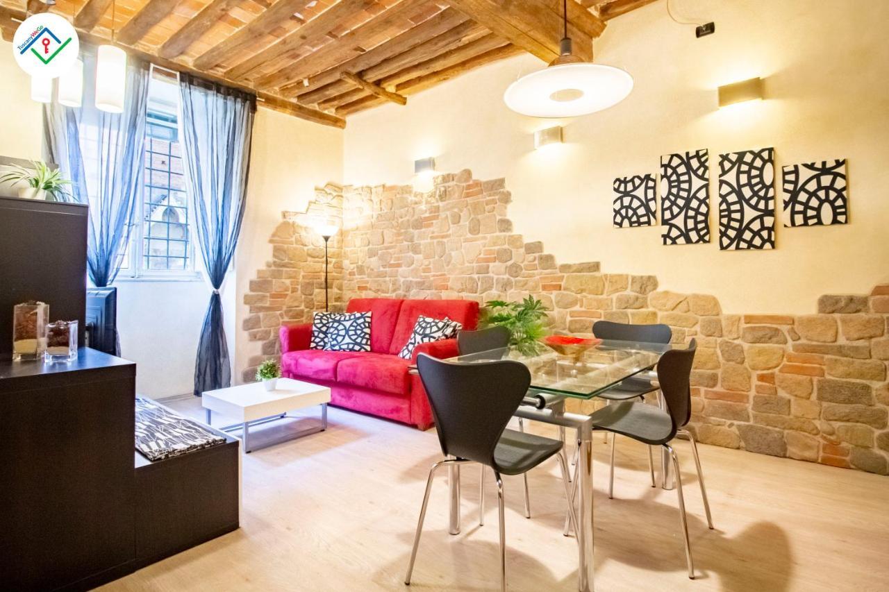 Antica Piazza Apartment By Tuscanywego Lucca Exterior foto