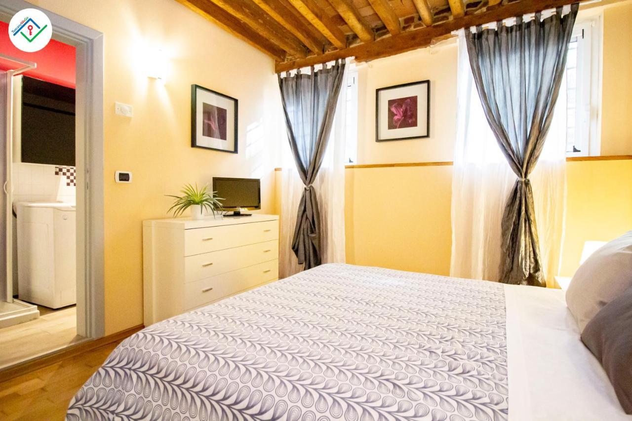 Antica Piazza Apartment By Tuscanywego Lucca Exterior foto