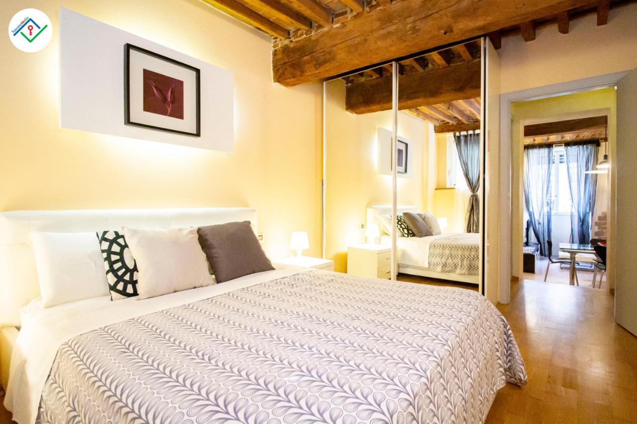 Antica Piazza Apartment By Tuscanywego Lucca Exterior foto